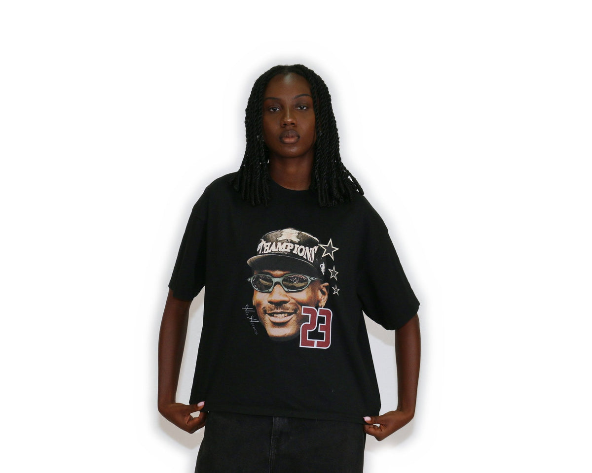 WAIT! Champ black oversized boxy graphic tee, streetwear outfit worn by model (3)