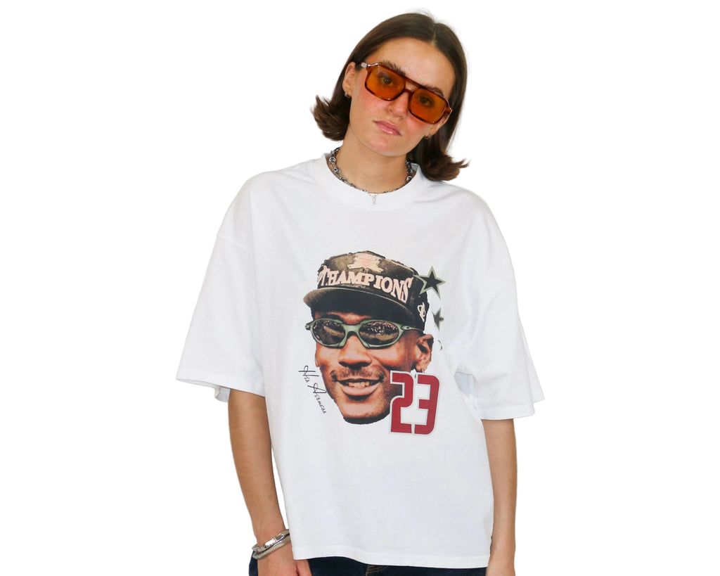 WAIT! Champ white oversized boxy graphic tee, streetwear outfit worn by model (4)